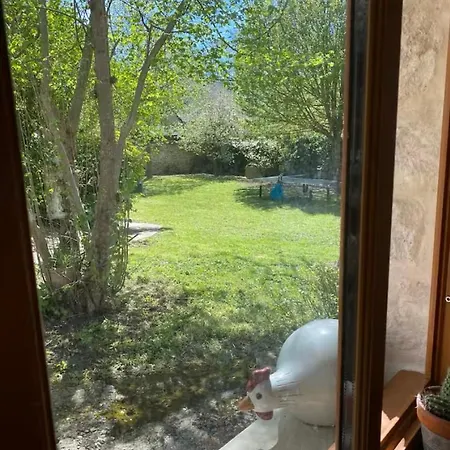 Casa de hóspedes Location D'une Maisonnette Au Coin Du Feu Mareil-sur-Mauldre